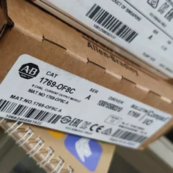 Allen Bradley 1769-OF8C  Current Module