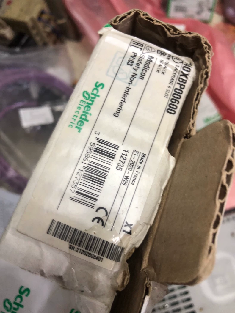 Schneider 140XBP00600 Control Module 1 140XBP00600 1767768577852