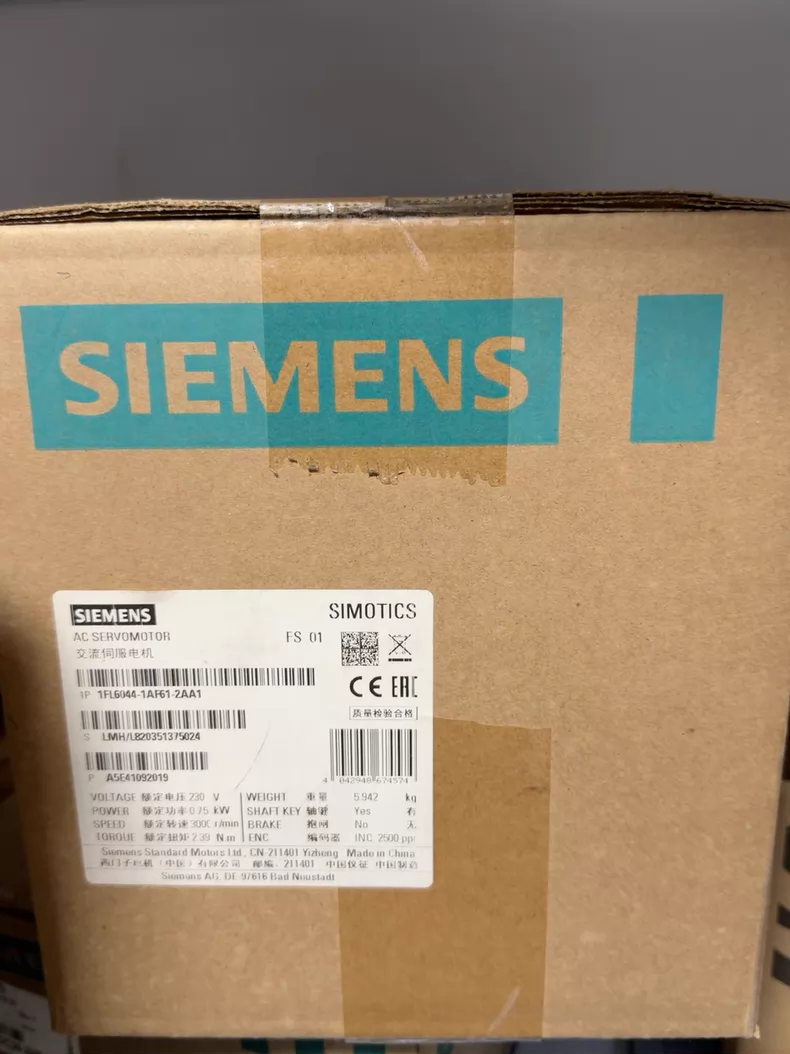 SIEMENS SERVO MOTOR 1F6044-1AF61-2AA1 1 1F6044 1AF61 2AA1 1775093976083