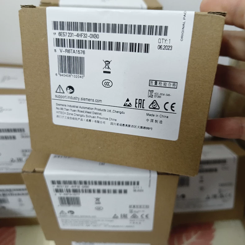 SIEMENS 6ES7231-4HF32-0XB0 Module 1 6ES7231 4HF32 0XB0 1769135802379