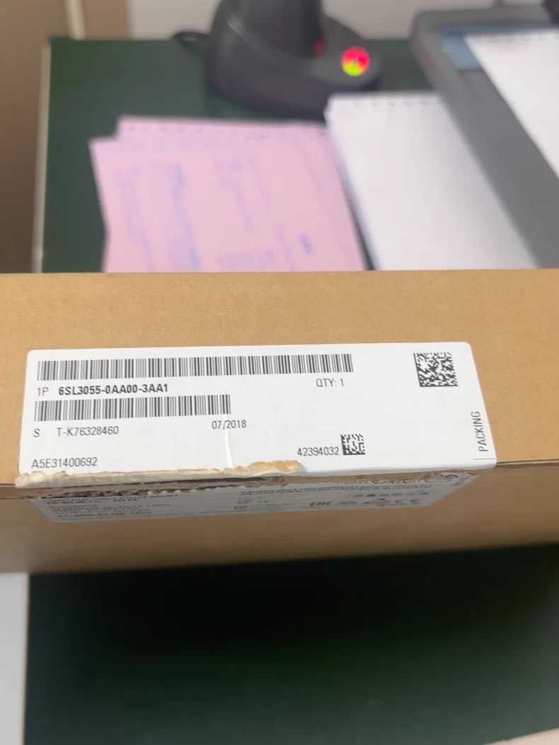 SIEMENS 6SL3055-0AA00-3AA1 Terminal Module 1 6SL3055 0AA00 3AA1 1768355768625