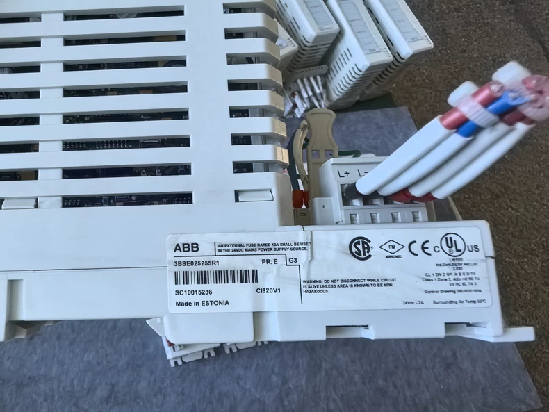 ABB 3BSE025255R1 CI820V1 Redundant Fieldbus Interface Module 1 CI820V1 1774337948413