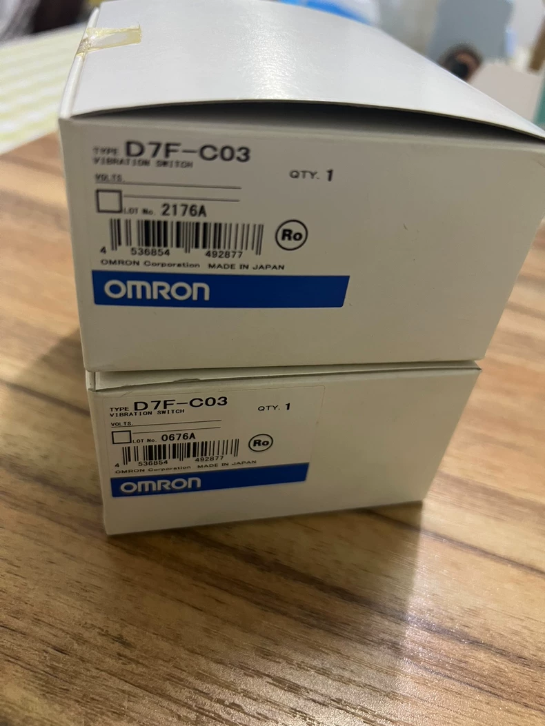 Omron D7F-C03 Vibration Switch 1 D7F C03 1768180775514