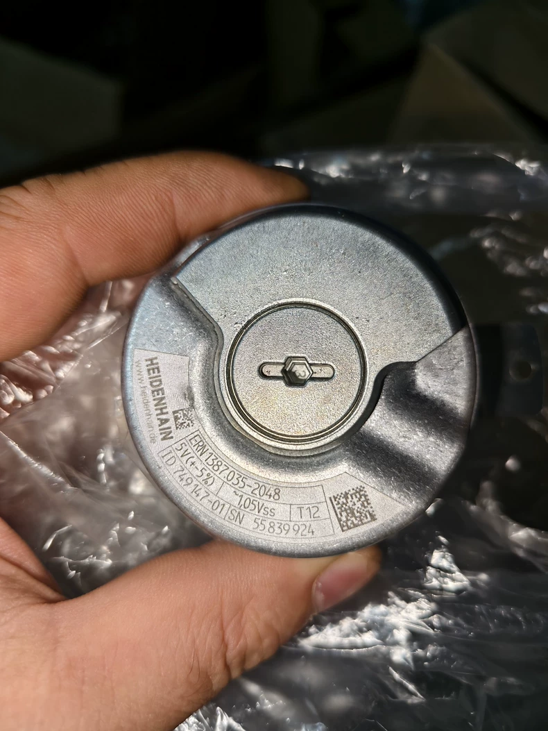 HEIDENHAIN ERN 1387.035-2048 For Siemens Motor Encoder A5E38977428 ID 749147-01 1 ERN 1387 035 2048 1768542942985