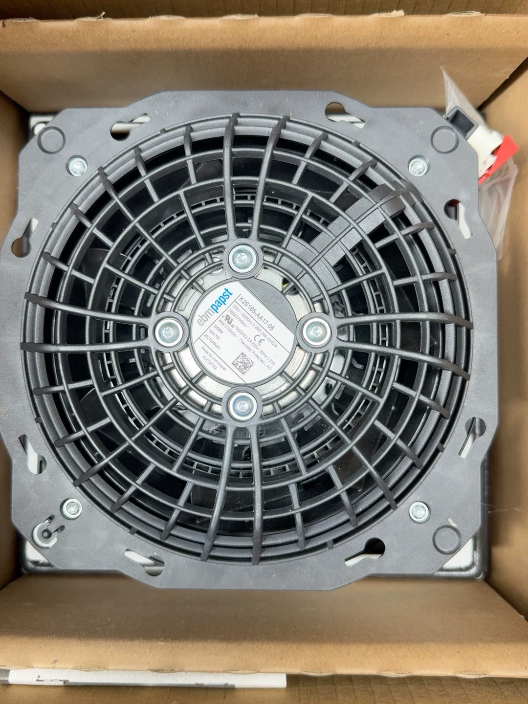 K2S165-AA17-05 Ebmpapst Fan 230VAC Axial Fan 40/42W 2650RPM Rittal Cabinet Fan 1 K2S165 AA17 05 1767923025258