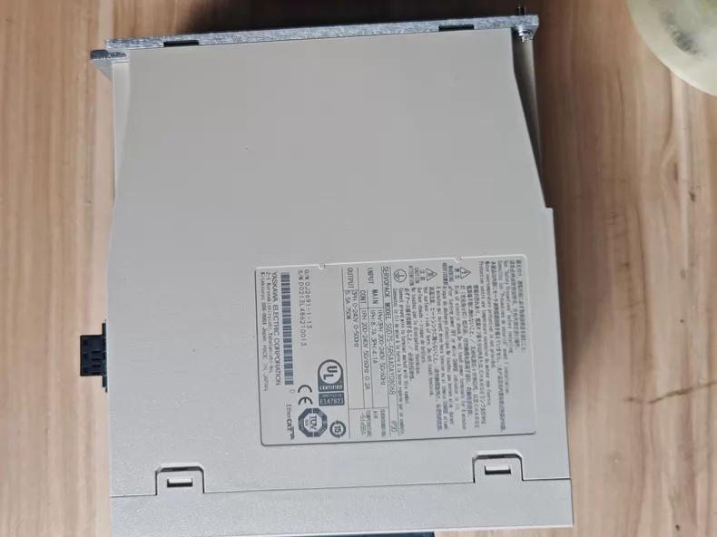 YASKAWA SERVO DRIVE SGD7S-5R5AA0AY0806B 1 SGD7S 5R5AA0AY0806B 1773284662625