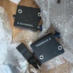 AZM300B-I1-ST-1P2P