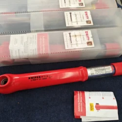 KNIPEX Insulated Torque Wrench 98 33 50 - Precision Tool