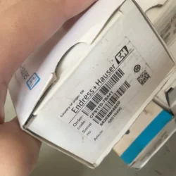 Endress+Hauser CPS11D-7BA41 pH Electrode for Precision Measurement