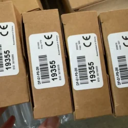 BANNER Fiber Amplifier Model DF-G1-PS-2M Precision Sensing Device
