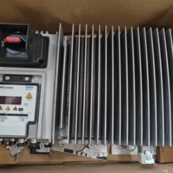 Lenze Frequency Converter E84DSMCC3024R1SNCE Industrial Use