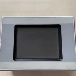 Eaton HMI Touchscreen XV-442-57CQB-1-13-1 Operator Interface