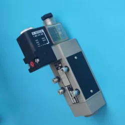 BOSCH Solenoid Valve 08200240270 - Efficient Fluid Control