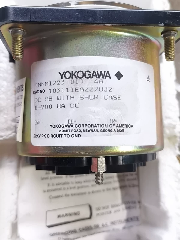 Precision Pressure Gauge YOKOGAWA 103111EAZZUJZ Series