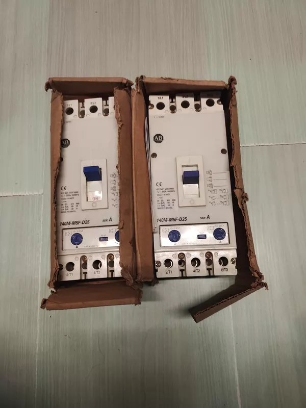 Motor Protection Circuit Breaker Allen-Bradley 140M-M5F-D25