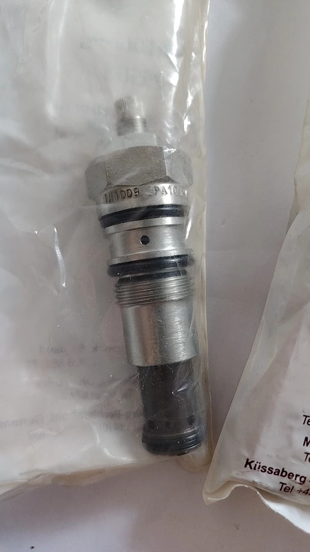 Hydraulic Accessory Integrated Hydraulics 1PA100P7S  175563