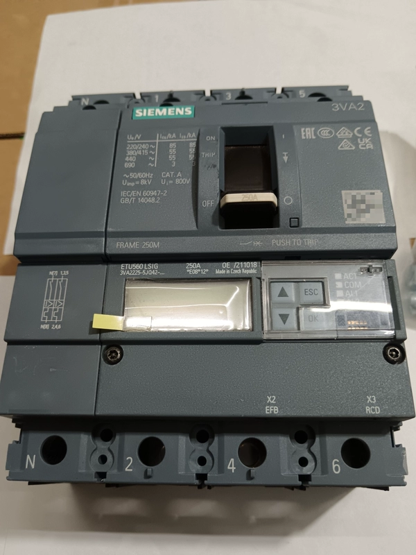 Molded Case Circuit Breaker Siemens 3VA2225-5JQ42-0AA0 250A