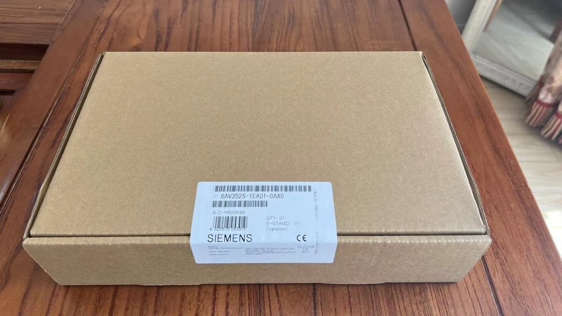 Operator Panel SIEMENS 6AV3525-1EA01-0AX0 - Compact HMI