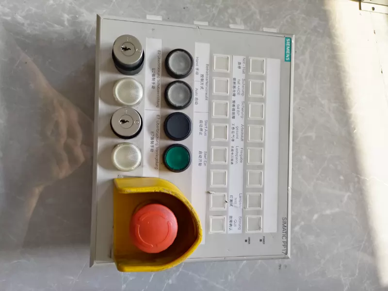 Push Button Panel SIEMENS 6AV3688-4CX07-0AA0 HMI