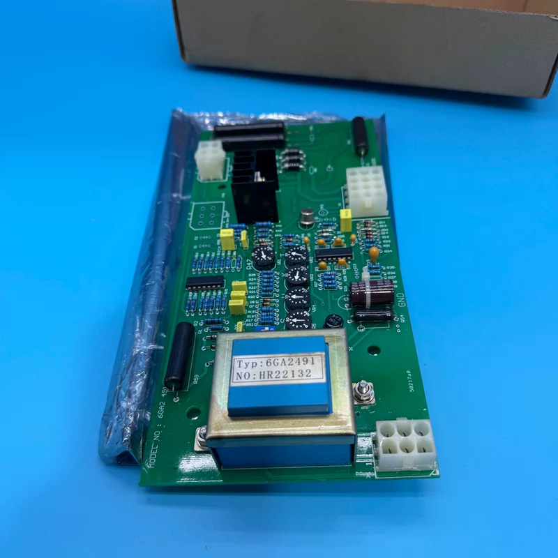 AVR Voltage Regulator HYUNDAI 6GA2491 - Stable Output