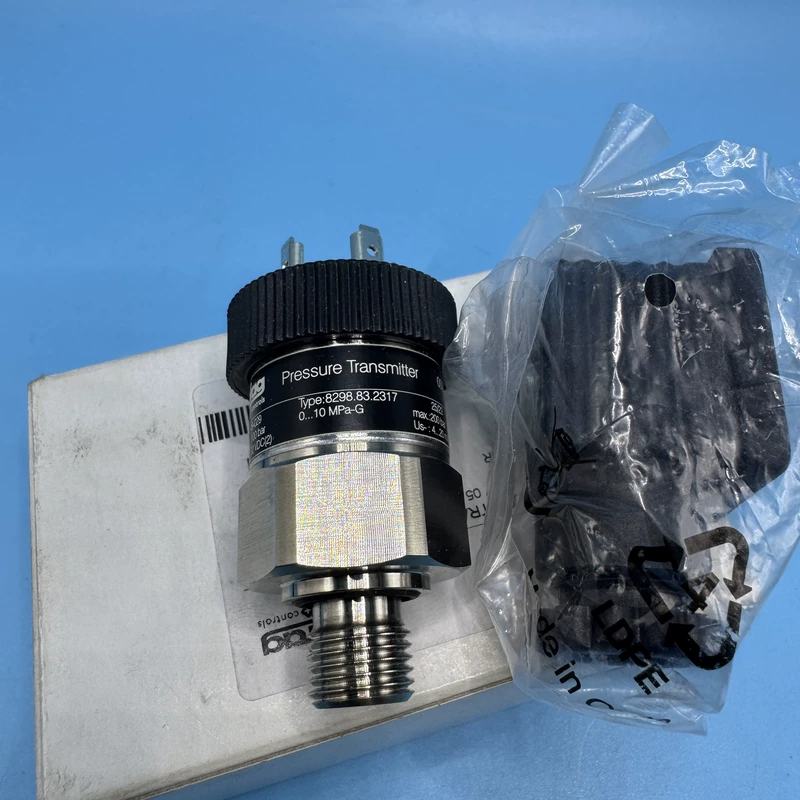 Industrial Pressure Sensor Trafag 8298.83.2317 - Precise