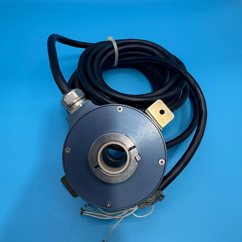 Industrial Encoder LEINE LINDE 830900002 - IP67 Rated