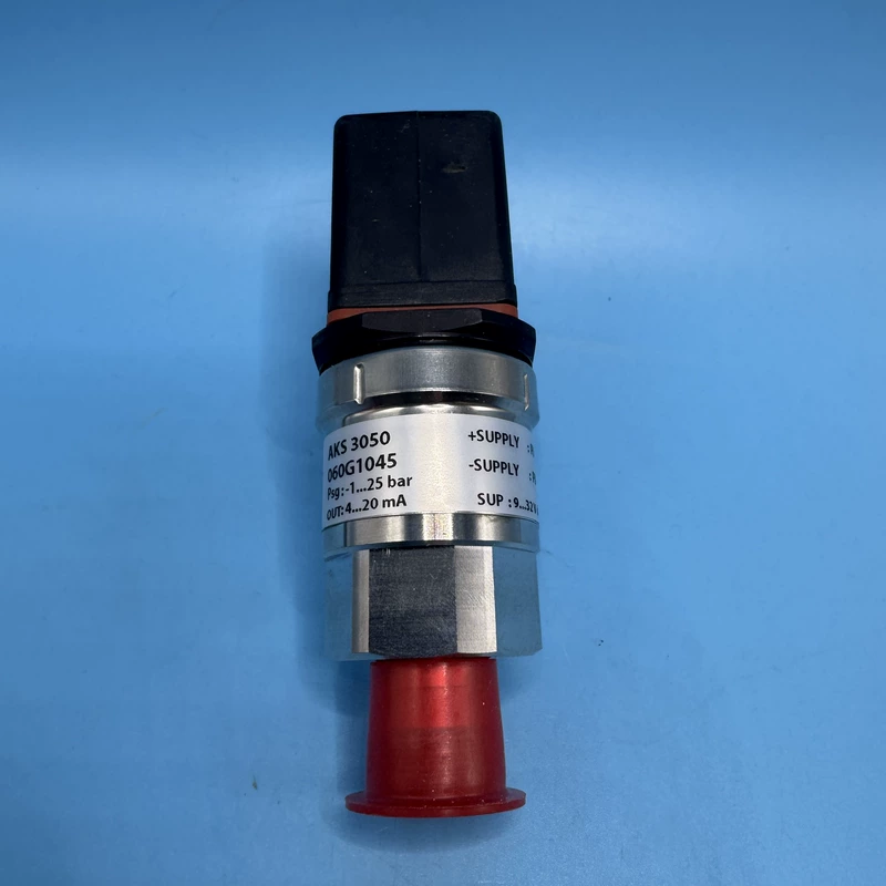 Pressure Sensor Danfoss AKS3050 060G1045 - Accurate 4-20 mA