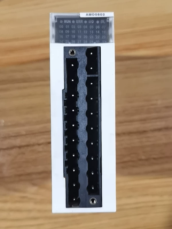Analog Output Module Schneider BMXAMO0802 - 8 Channel 24V DC