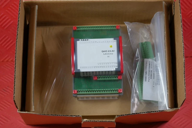 Industrial I/O Module MOOG D137-001-011 for Motion Control