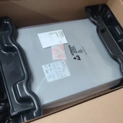 Arista DCS-7060DX5-64S-F: High-Speed Network Switch for Data Centers