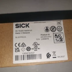 SICK DE-79183 GL10-P4111 Sensor - High-Accuracy Detection
