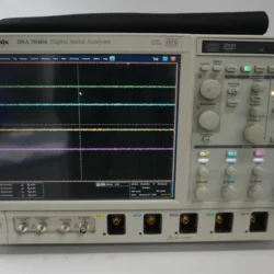 TEKTRONIX DSA70404 Digital Oscilloscope - Precise Signal Analysis