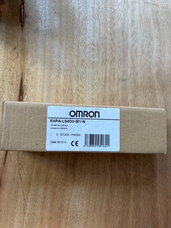 Ultrasonic Proximity Sensor Omron E4PA-LS400-M1-N 400mm