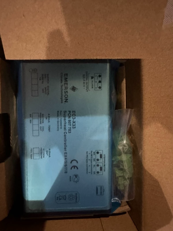 Digital Temperature Controller Emerson EC3-331 807631 PID