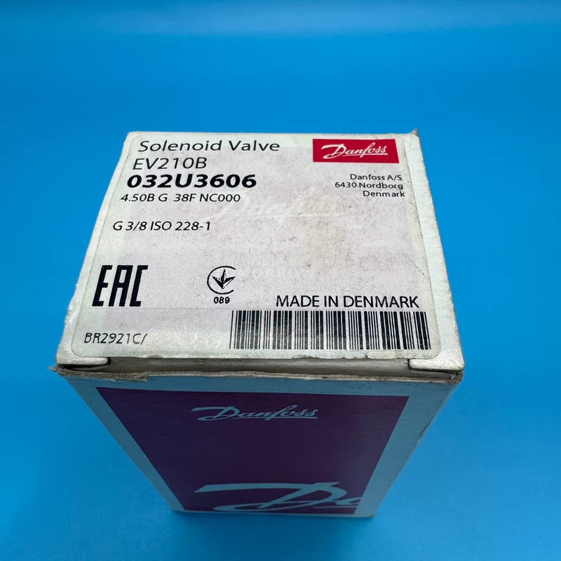 Compact 2/2 Way Solenoid Valve Danfoss EV210B 032U3606