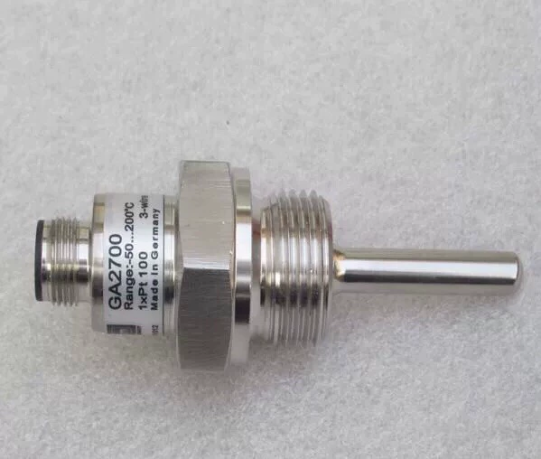 Industrial Temperature Sensor LABOM GA2700 - Precise & Durable