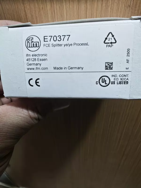 Inductive Proximity Sensor IFM IFM70377 M12 Threaded