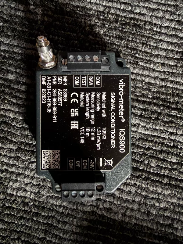 Industrial Vibration Sensor Vibro-meter IQS900 204-900-000-011