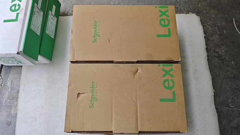AC Servo Motor Drive Schneider LXM26AU07M3X 0.75kW