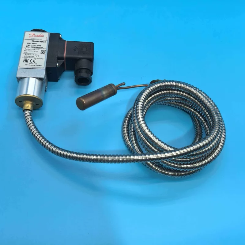 Industrial Temperature Transmitter DANFOSS MBC8100 2431-1AO2000