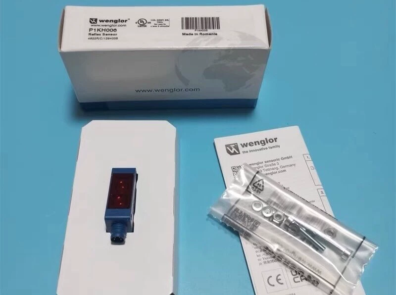 Retro-reflective Sensor wenglor P1KH006 with PNP Output