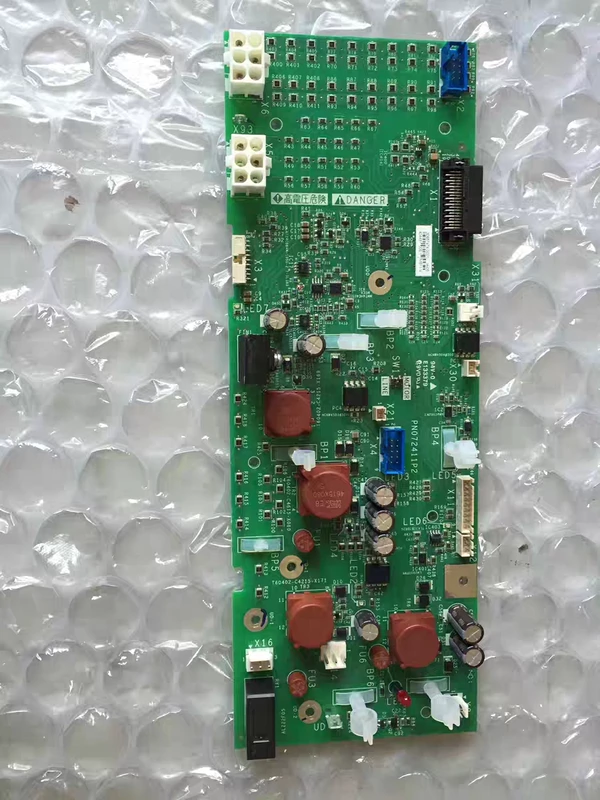 Industrial Power Driver Board Schneider PN072411P2 Control