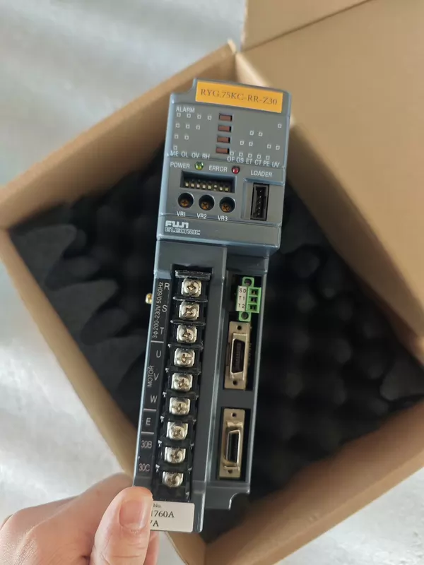 High-Performance Servo Drive Fuji PYG.75KC-RR-Z30 Motor