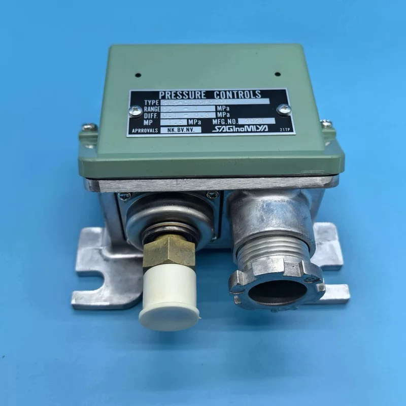 Pressure Switch Saginomiya SNS-C110PQ001 HVAC Control Sensor