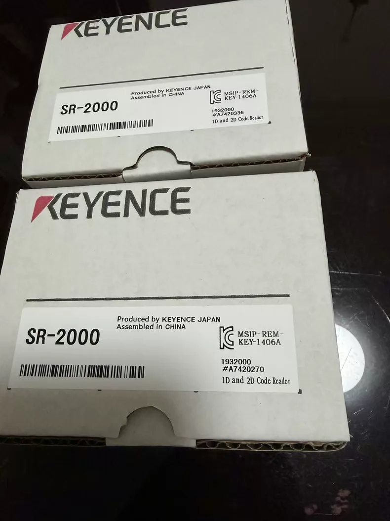 Compact 2D Code Reader KEYENCE SR-2000 High Speed Scanner