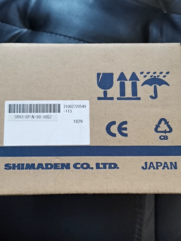 Digital Temperature Controller SHIMADEN SR93-8P-N-90-105Z