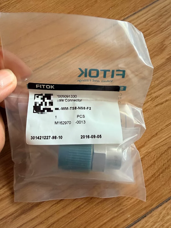 Stainless Steel Compression Fitting FITOK SS-WM-TS8-NS8-F2