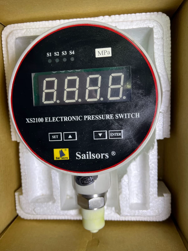 Pressure Transmitter Sailsors XS2100 with 4-20mA Output