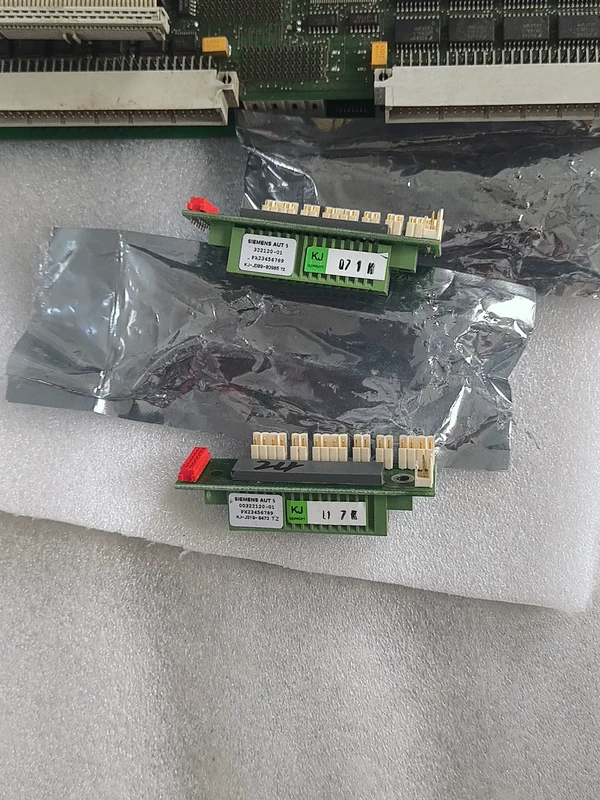 Siemens 0032212120-01 Board Card for Automation