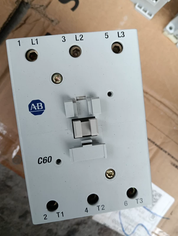 Allen-Bradley 100-C60KF00 Contactor for Industrial Use